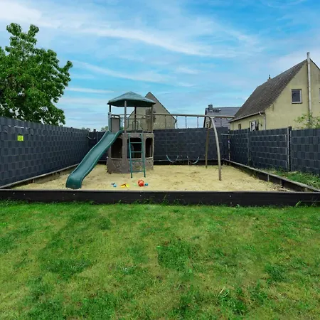 Lara & Hébergement de vacances Zepkow