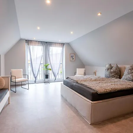 Lara & Hébergement de vacances Zepkow