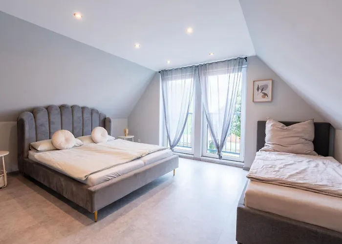 Lara & Casa de Férias